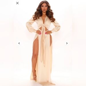 Fashion Nova Entice Me Satin Maxi Dress - Cream Size XS